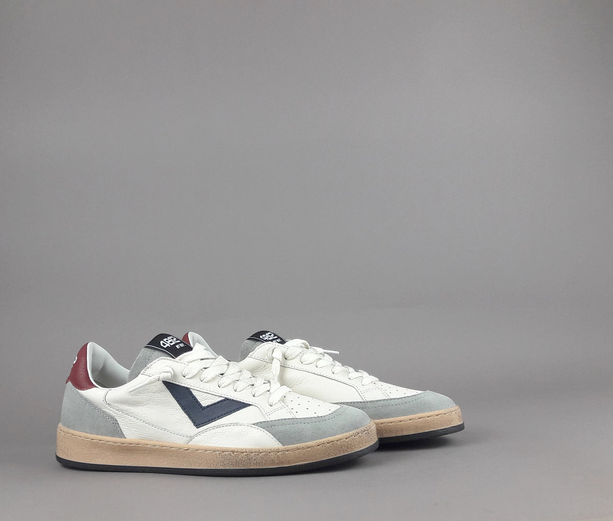 4B12 Sneakers Play New Uomo Pelle Bianco