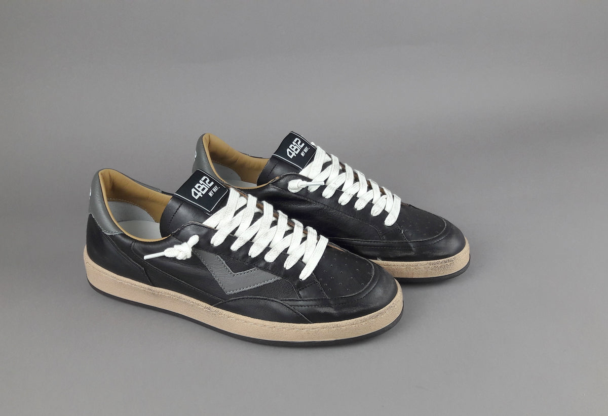 4B12 Sneakers Play New Uomo Pelle Nero
