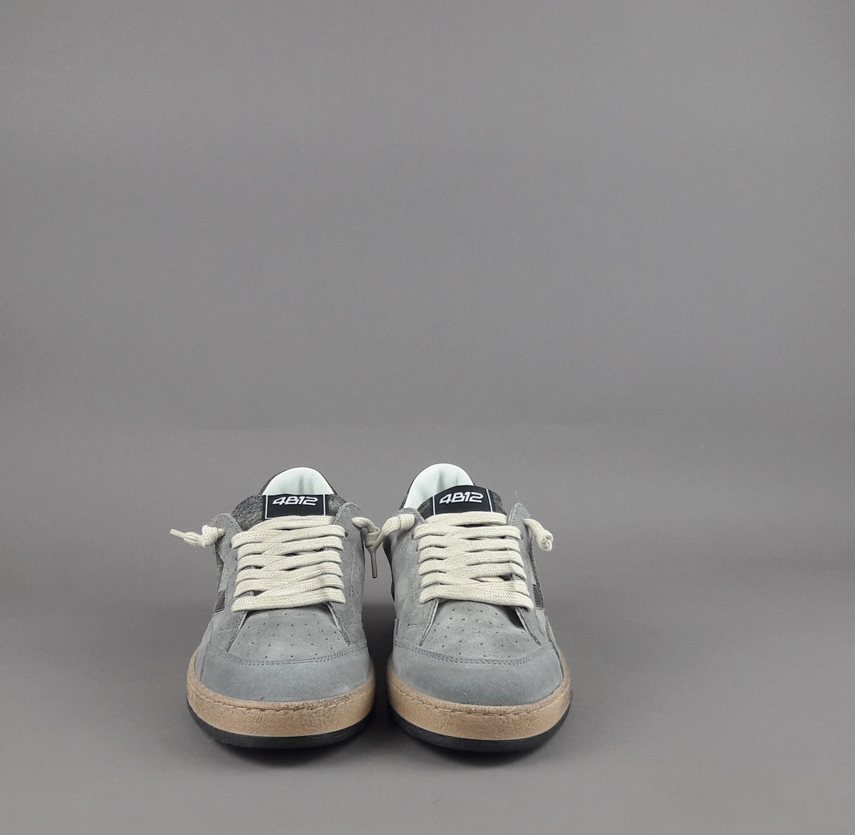 4B12 Sneakers Play Uomo Camoscio Grigio