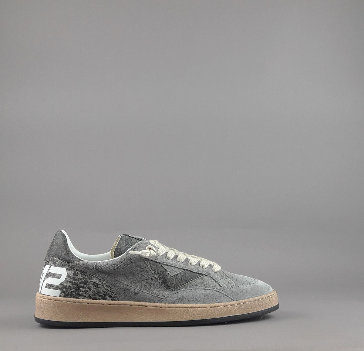 4B12 Sneakers Play Uomo Camoscio Grigio