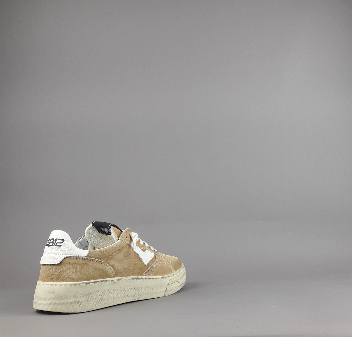 4B12 Sneakers Uomo Hyper Camoscio Beige