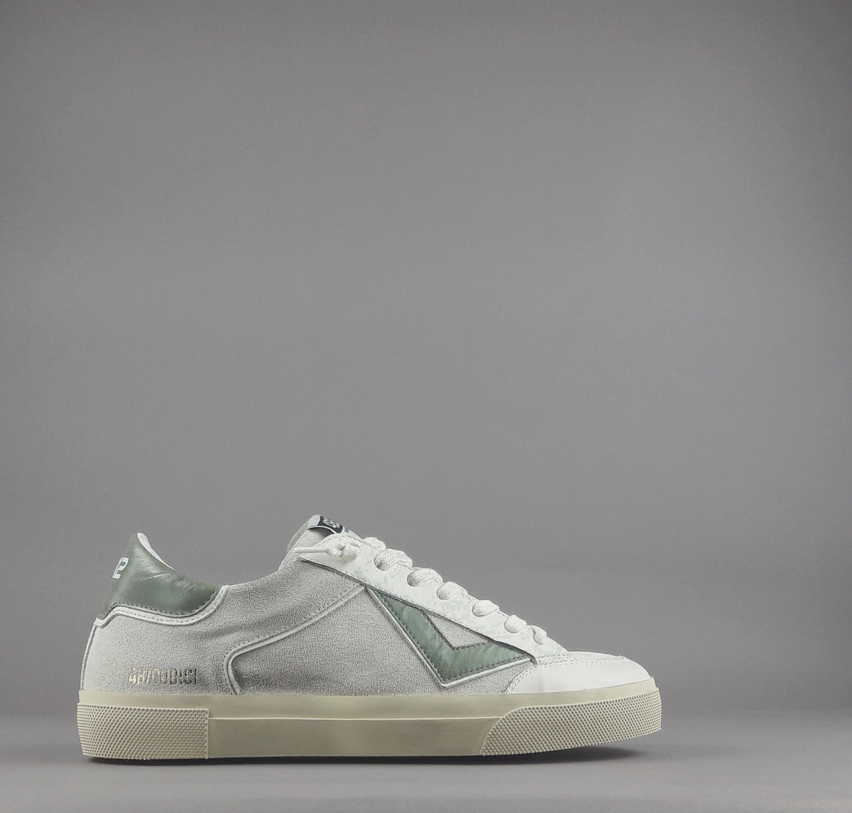 4B12 Sneakers Uomo Retro Camoscio Bianco Opaco