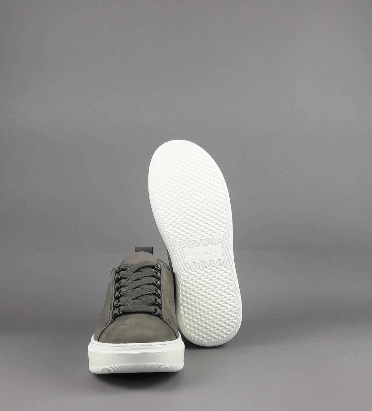 Alexander Smith Sneakers Uomo Wembley Nabuk Grigio