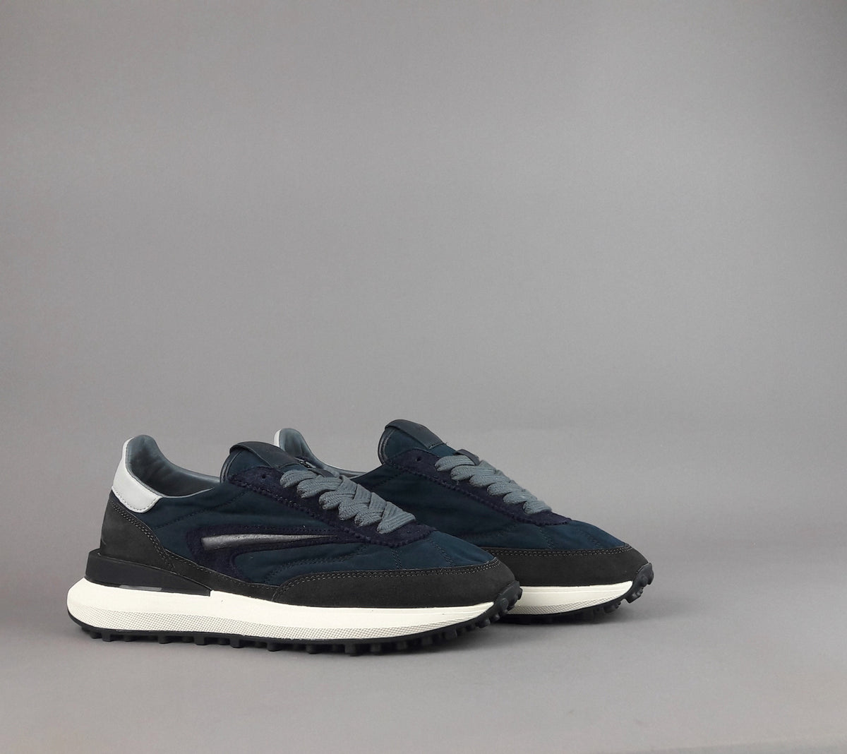D.A.T.E. Athleta Uomo Camoscio E Tela Blu Scuro