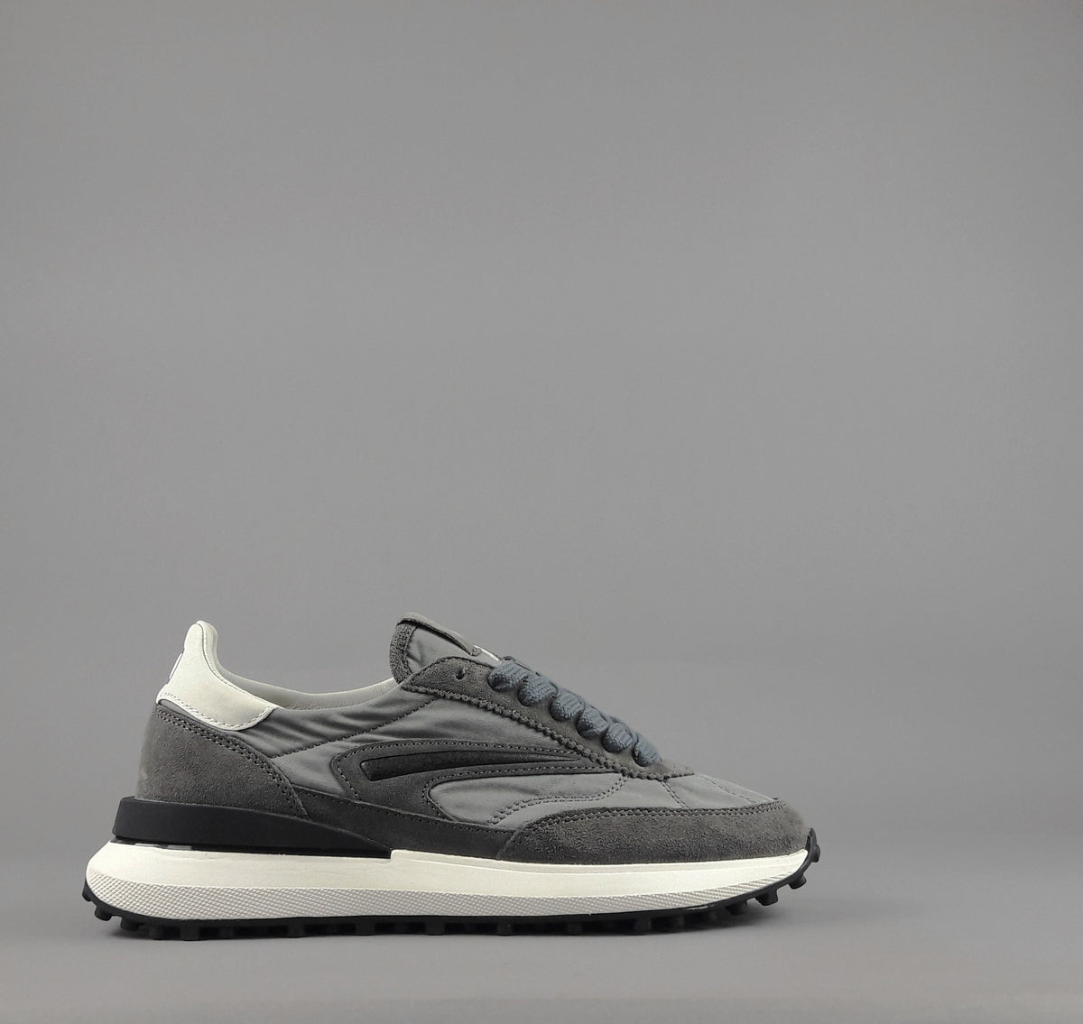 D.A.T.E. Athleta Uomo Camoscio E Tela Grigio Scuro