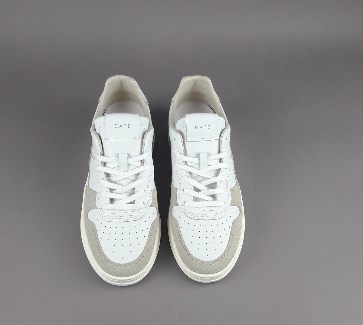 D.A.T.E. Sneakers Court Uomo Pelle Camoscio Bianco Beige