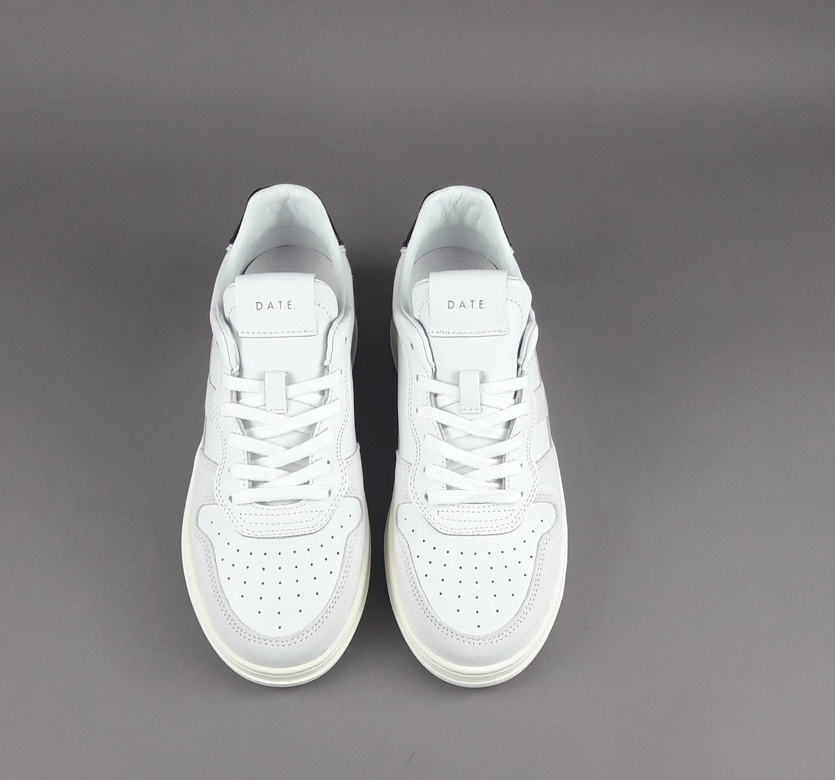 D.A.T.E. Sneakers Court Uomo Pelle Camoscio Bianco