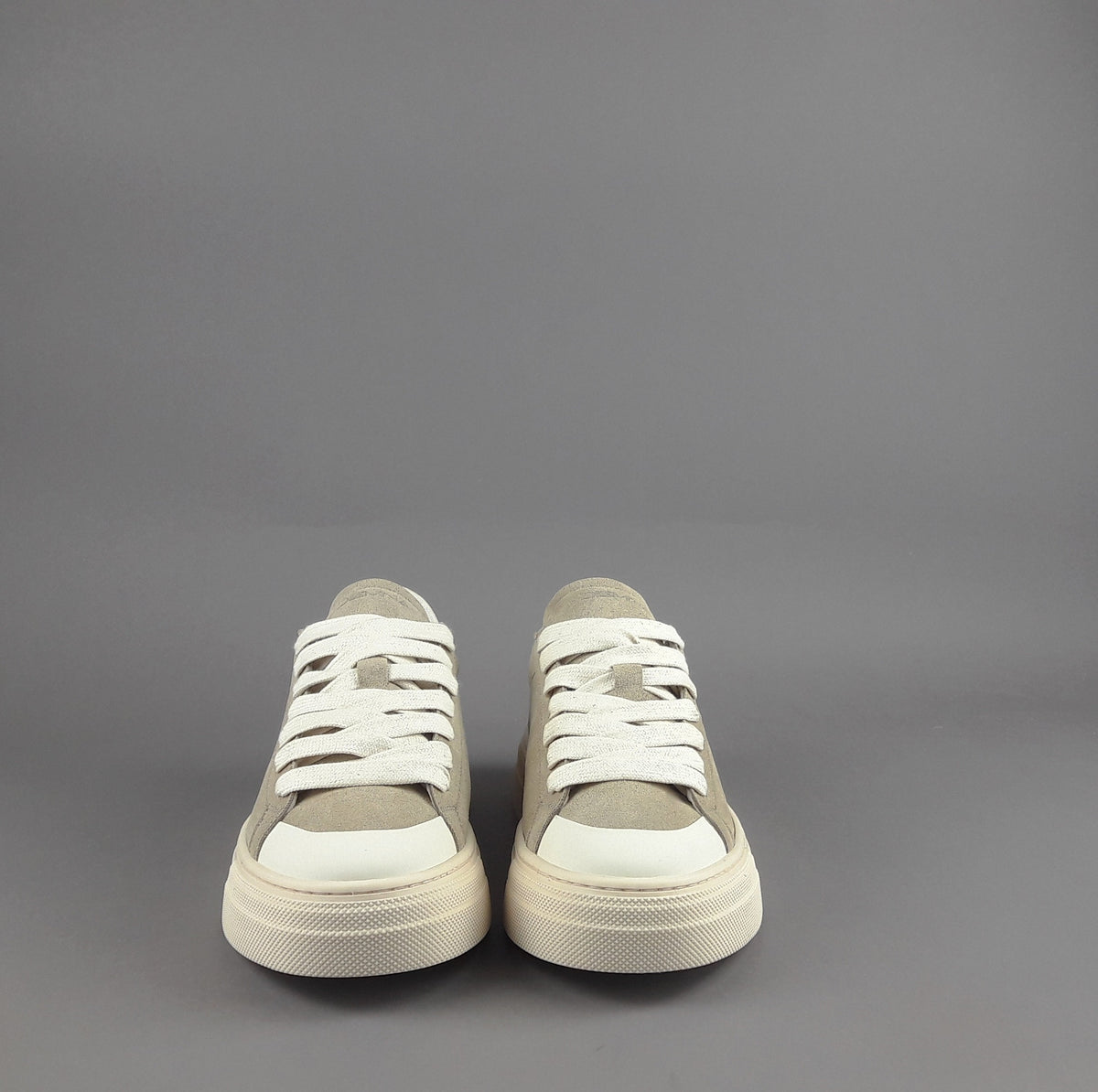 Demna Sneakers Uomo Camoscio Beige Opaco