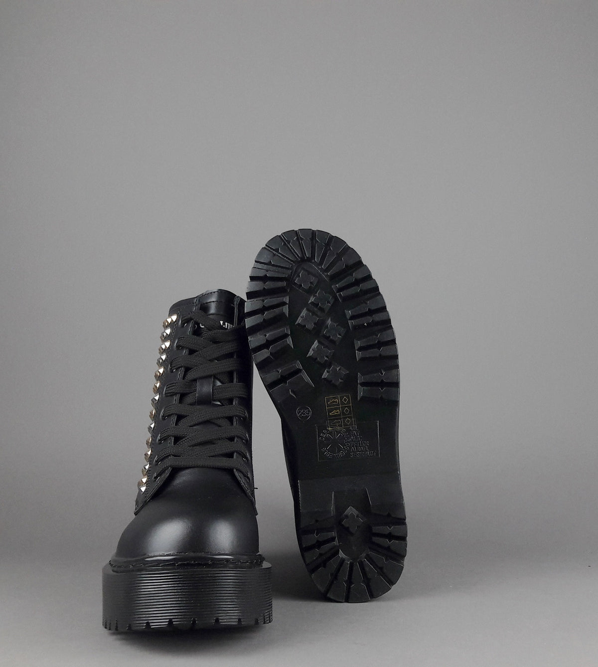 Gio Cellini Anfibio Donna Eco PU Nero Borchie Laterali