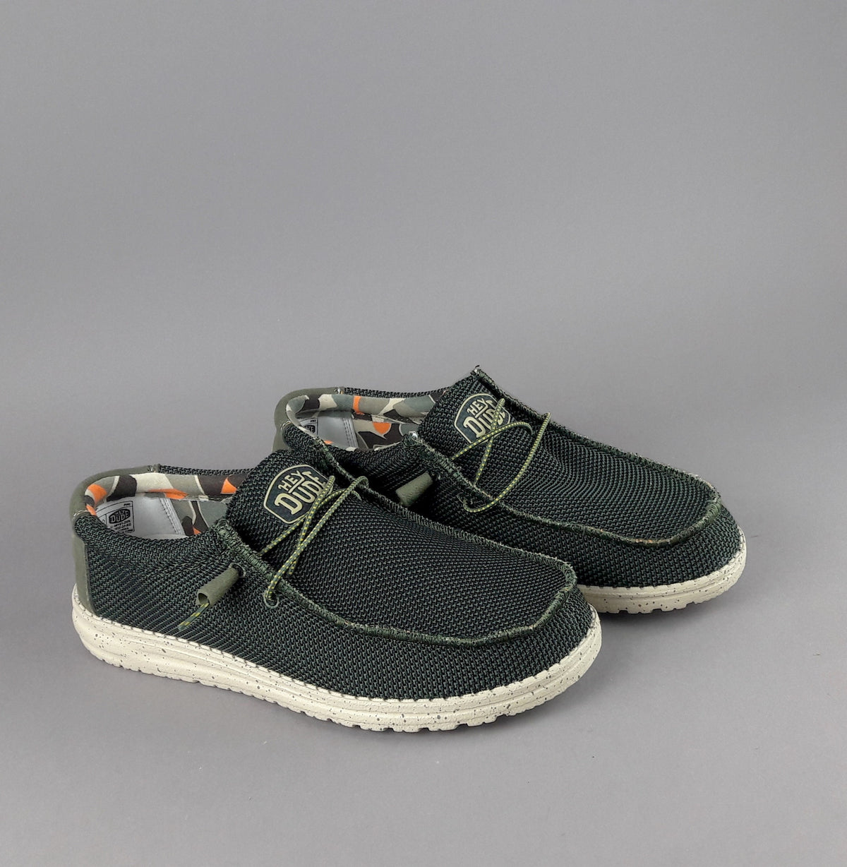 Hey Dude Sneakers Unisex Wally Sox Tessuto Stretch Verde Militare