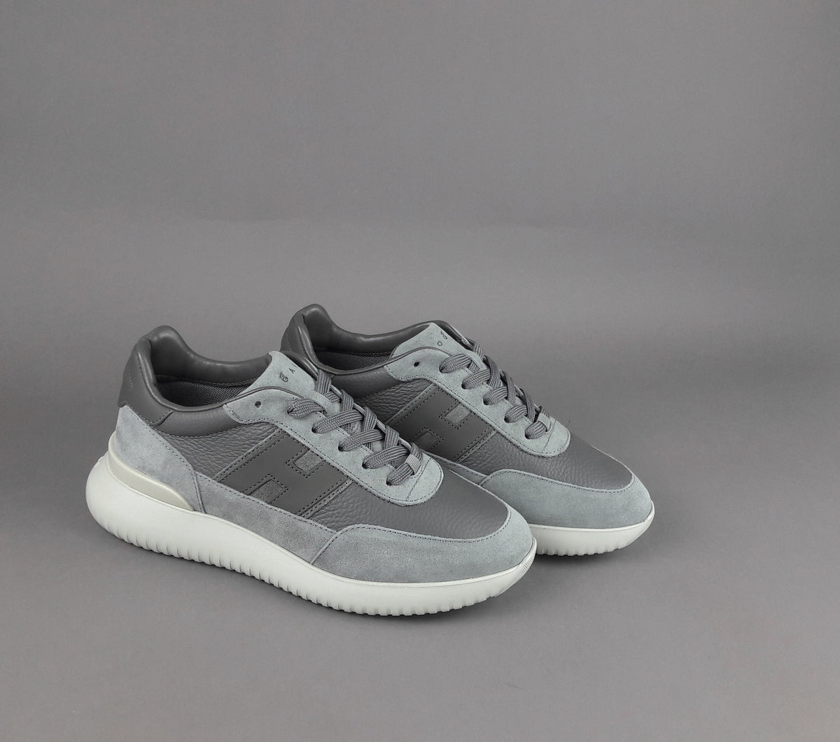 Hogan H709 Uomo Camoscio Pelle Grigio