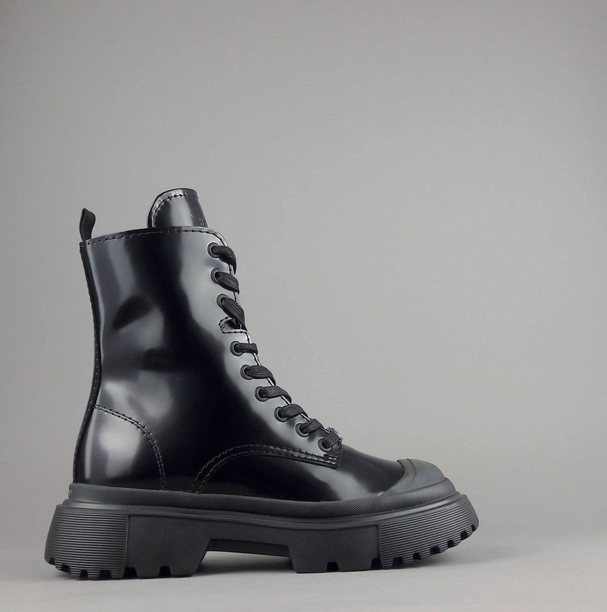 Hogan Anfibio H619 Donna Pelle Spazzolata Nero H Logo