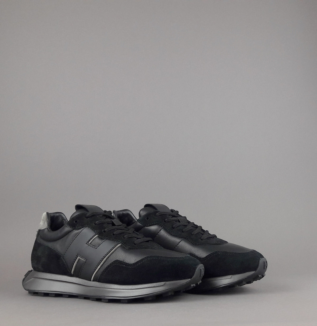 Hogan Sneakers H601 Uomo Camoscio E Pelle Nero H Cucita