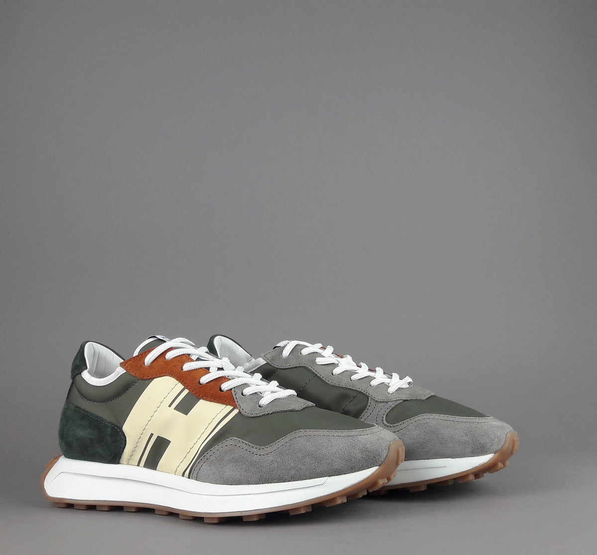 Hogan Sneakers H601 Uomo Camoscio Tela Grigio Chiaro Verde Mil H Gommata Stampata