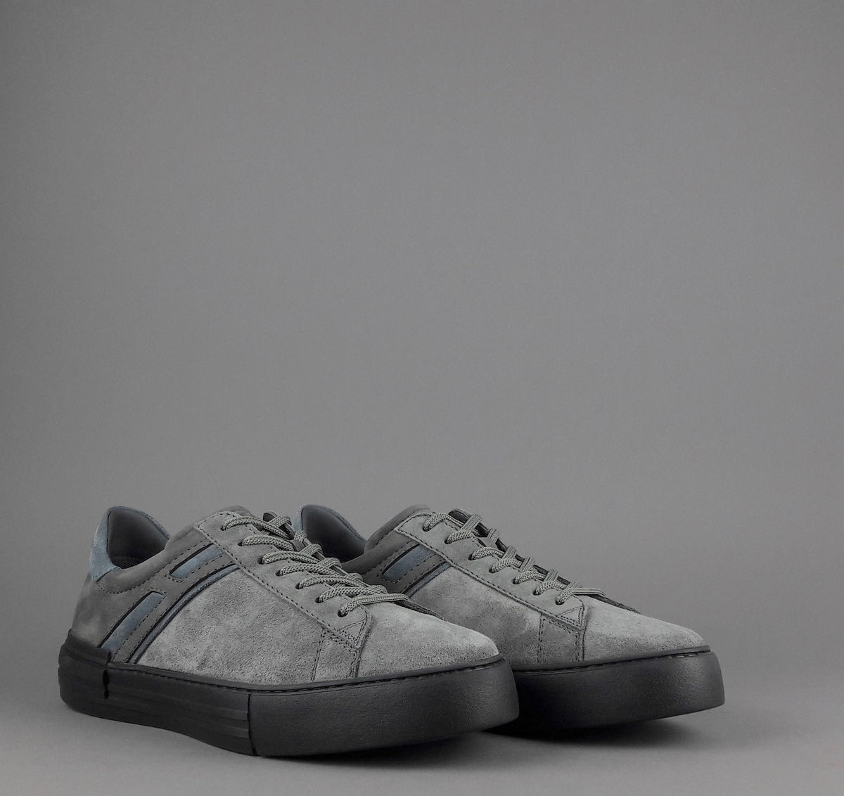Hogan Sneakers Rebel Uomo Camoscio Nabuk Grigio