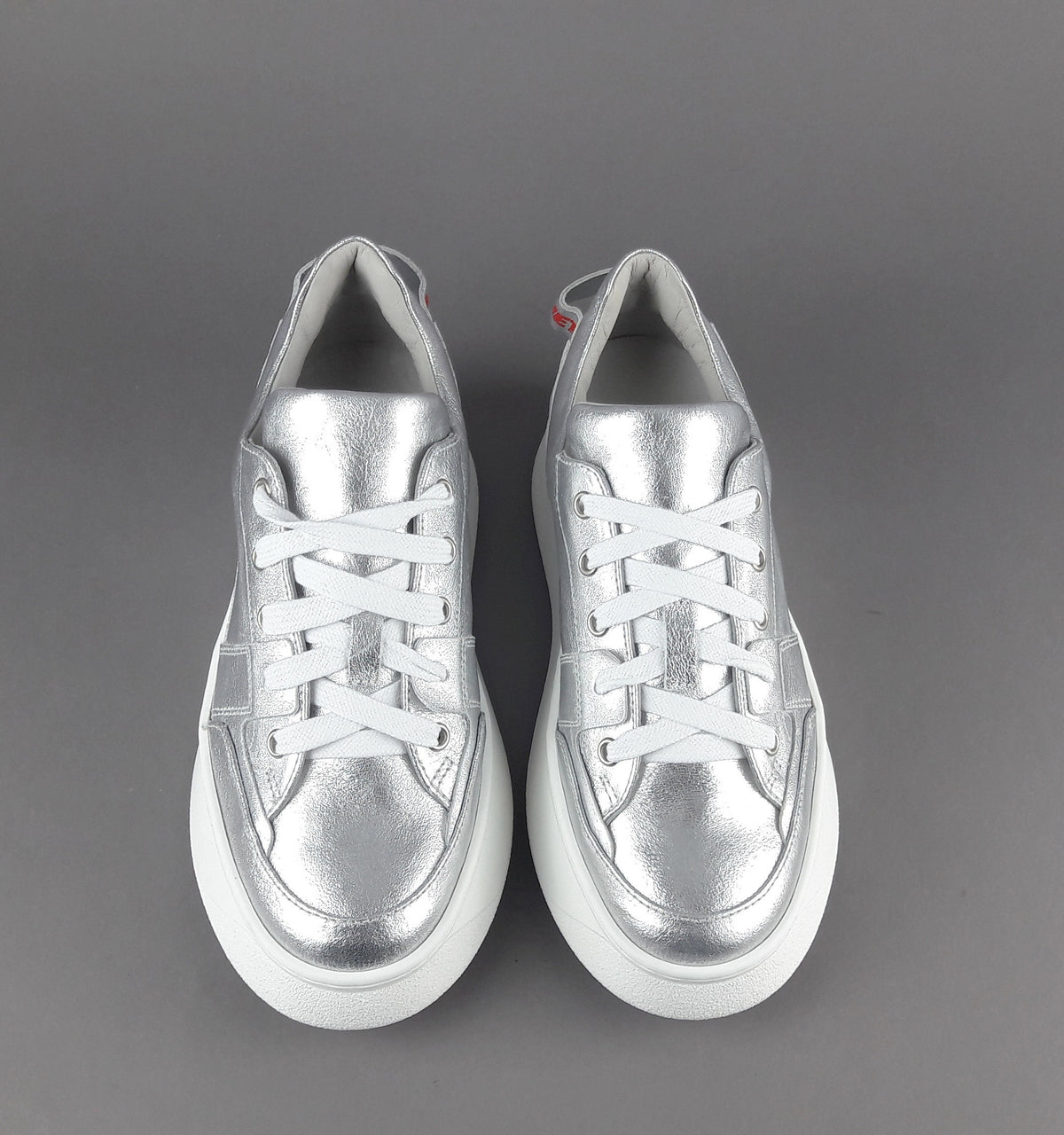 Janet & Janet Sneakers Donna Gilda Pelle Laminata Argento
