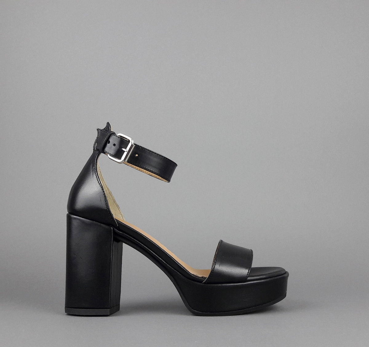 Janet Sport Sandalo Donna Nazira Pelle Nera