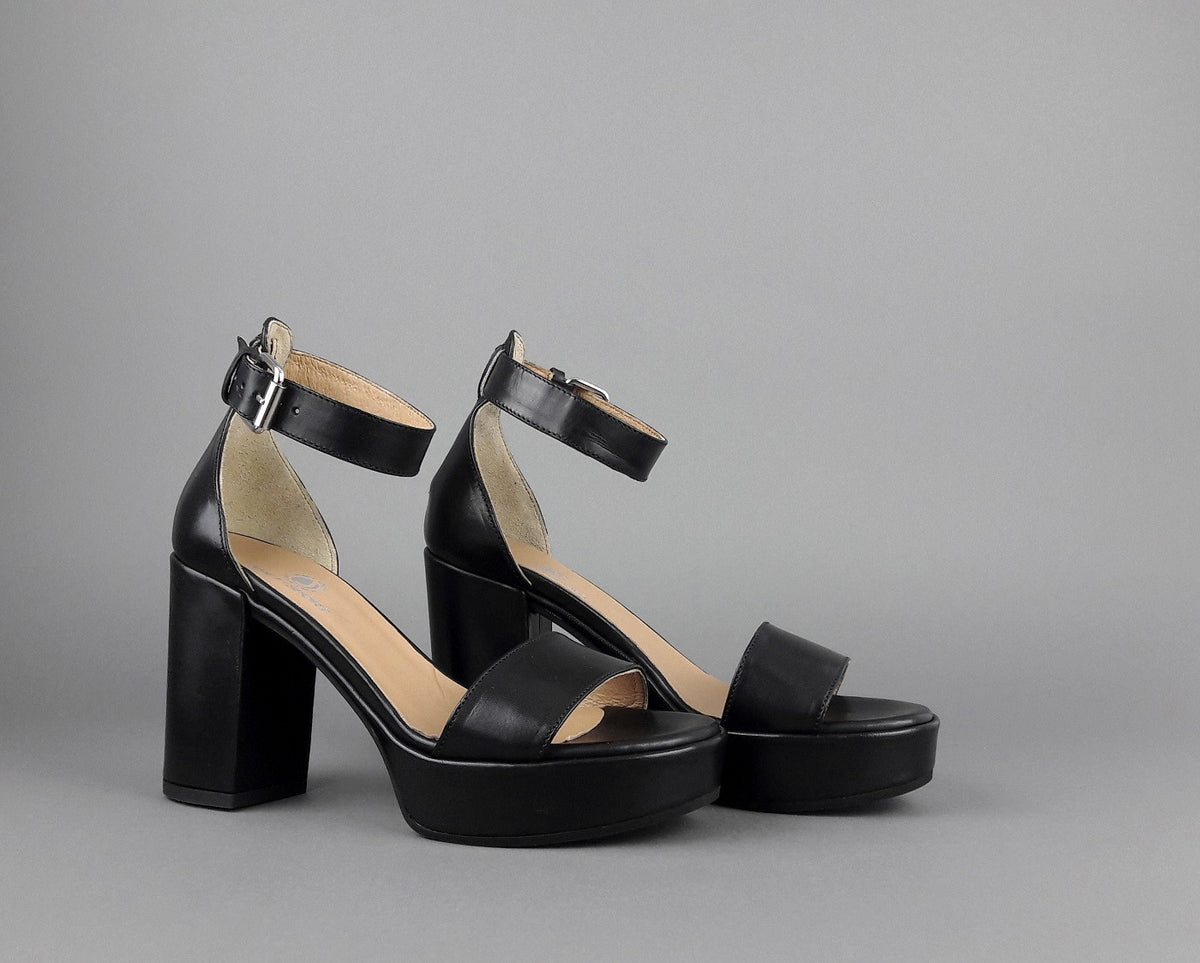Janet Sport Sandalo Donna Nazira Pelle Nera
