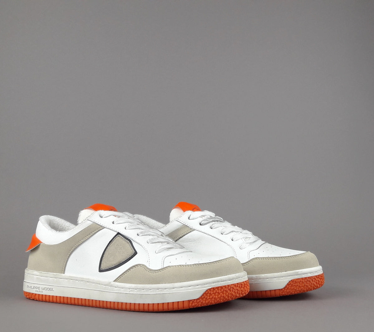 Philippe Model Sneakers Uomo Low Lyon Microfibra Vegan Bianco Arancio Fluo