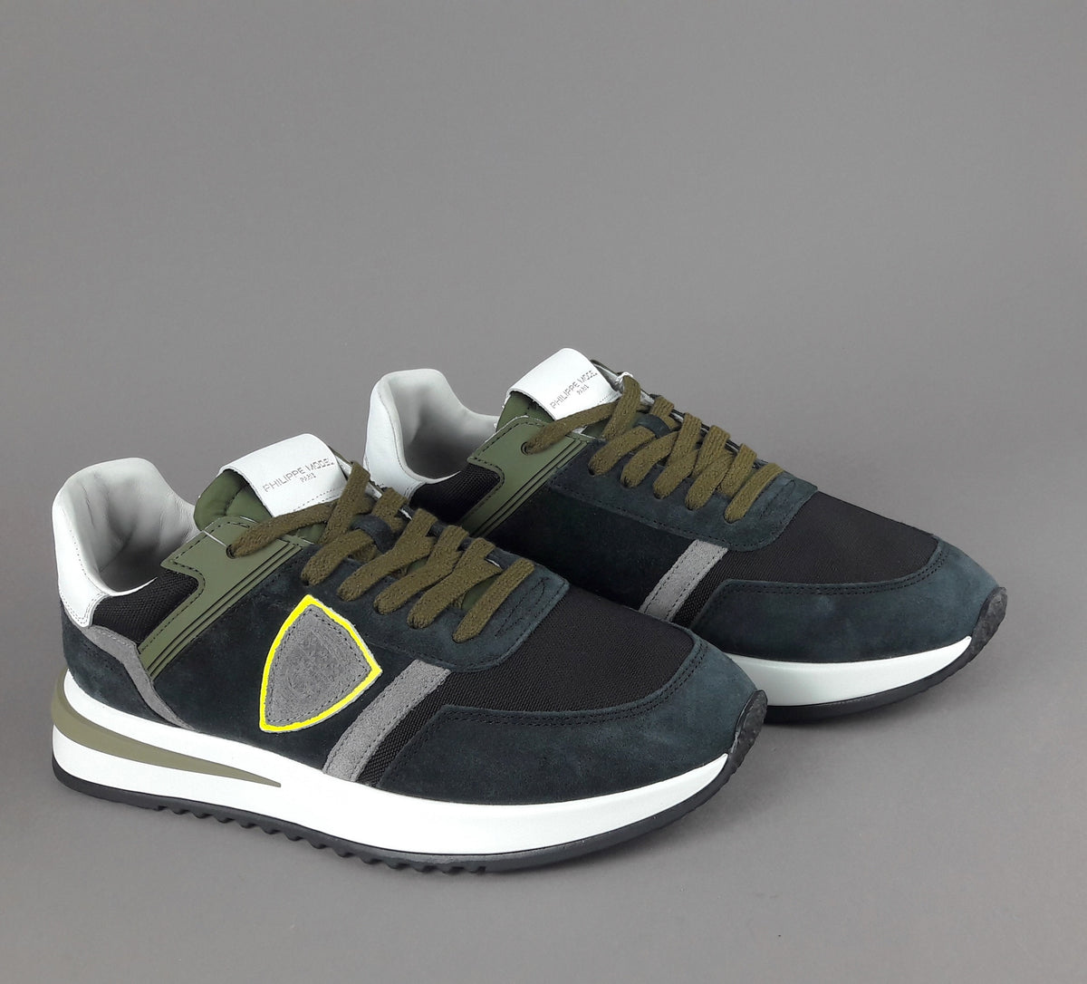 Philippe Model Sneakers Uomo New Tropez 2.1 Camoscio Tela Antracite Spoiler Bianco